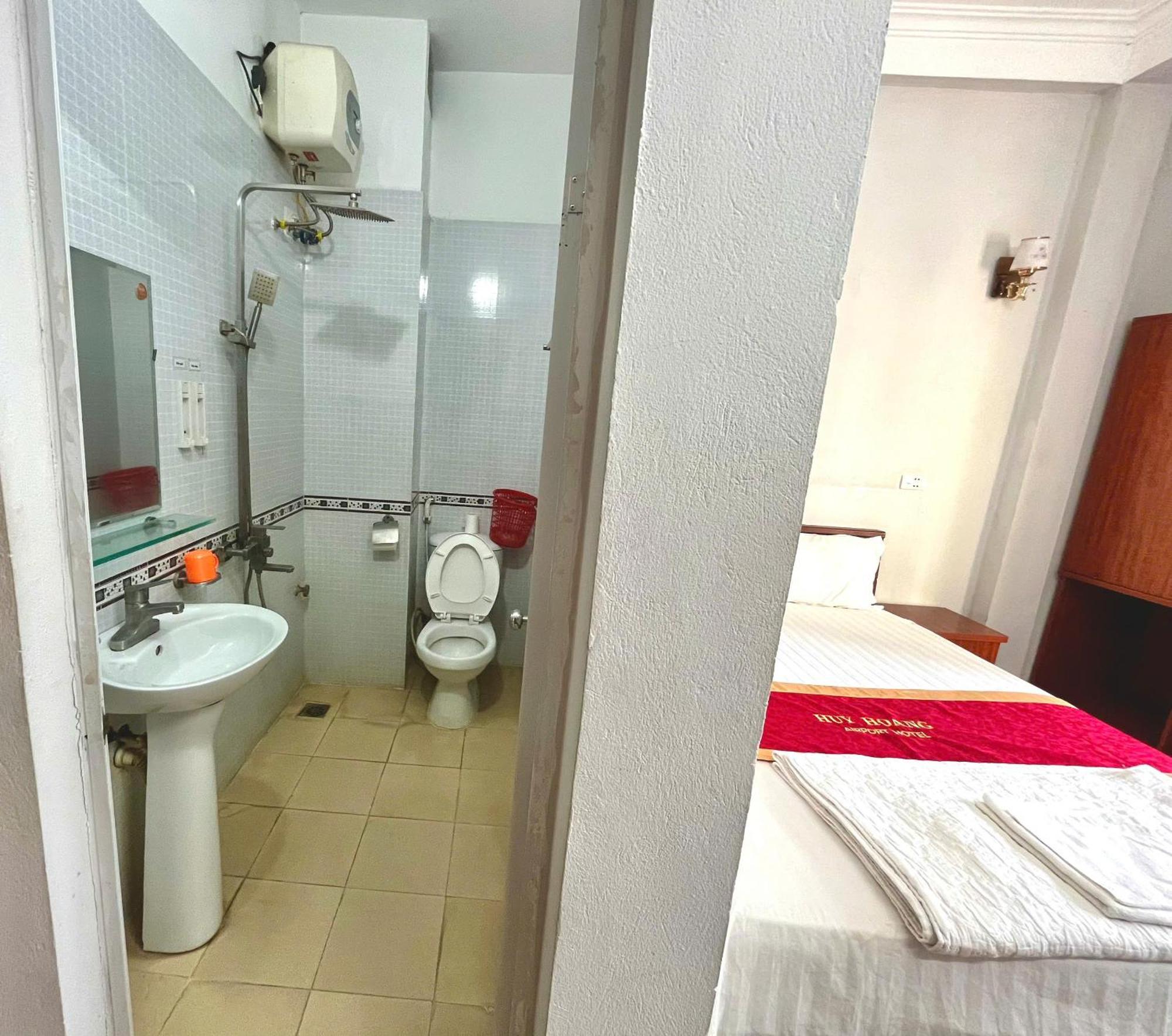 Huy Hoang Airport Bed & Breakfast Hanoi Exterior photo